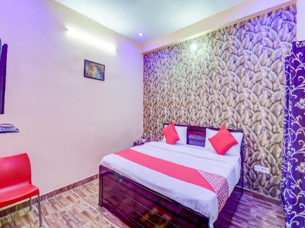 oyo 77242 radhey krishna bhawan