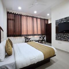 oyo 4856 hotel the benz