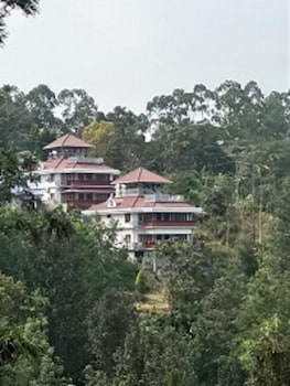 Luxury Cottages With Beautiful Mountain View,Devikolam>>Anachal,3.5 star
