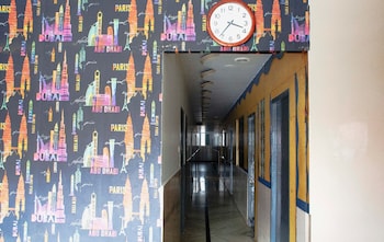 hotel saravanaa boarding and lodging