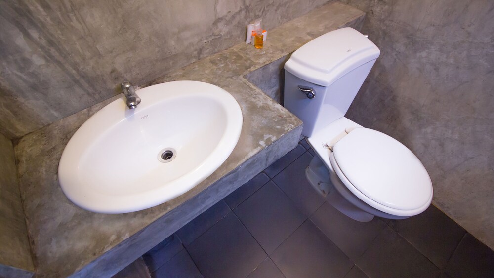 b2 santitham boutique and budget hotel
