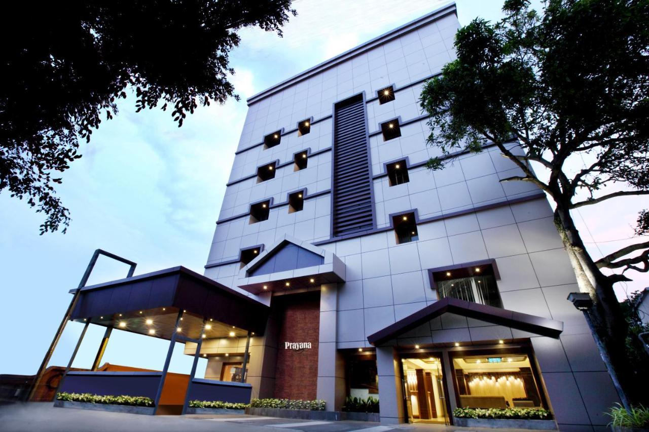 Prayana Hotels,North Railway Station,3.5 star