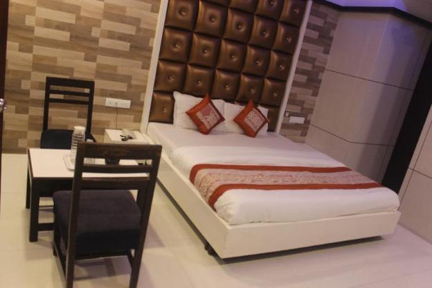 hotel celeste colaba