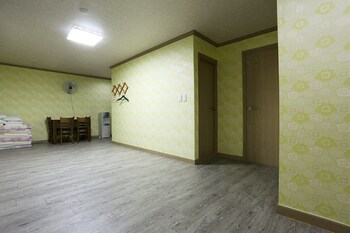 boryeong gyeongdong motel