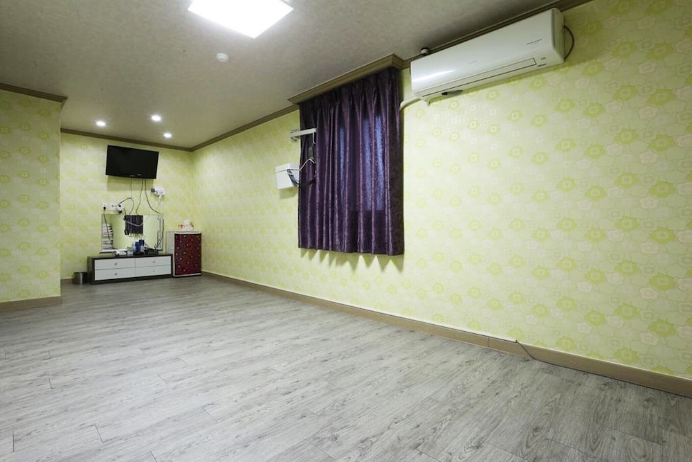 boryeong gyeongdong motel