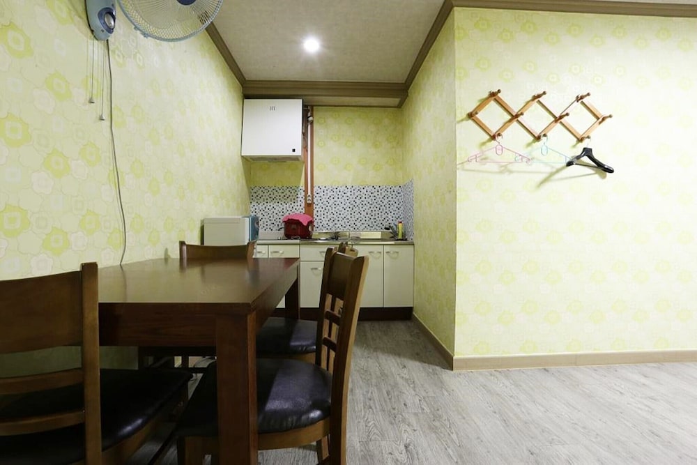 boryeong gyeongdong motel