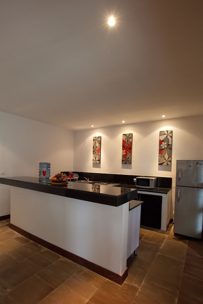 danoya villa private luxury residences