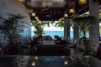 the hive hotel samui