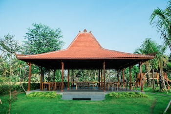 adil villa and resort