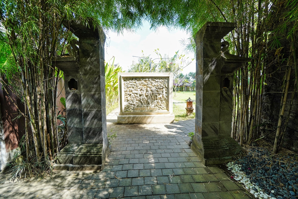 adil villa and resort