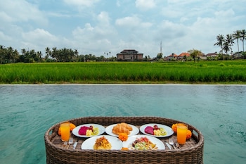 adil villa and resort