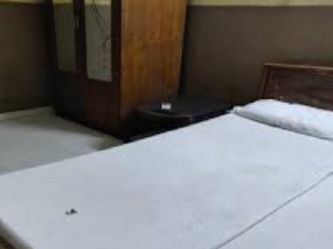 azure family paying guest house