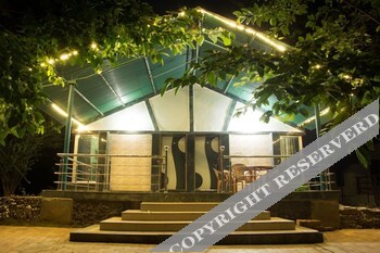 v resorts vrindavan gopala bhedaghat