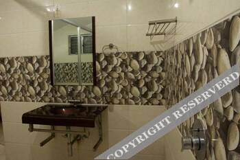 v resorts vrindavan gopala bhedaghat