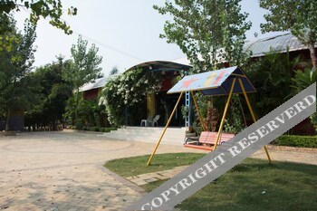 v resorts vrindavan gopala bhedaghat