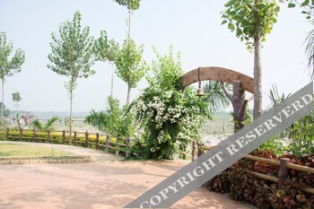 v resorts vrindavan gopala bhedaghat
