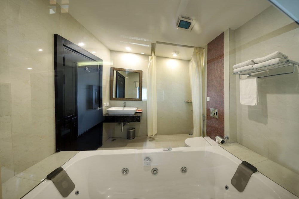 sterling gangtok orange village resort