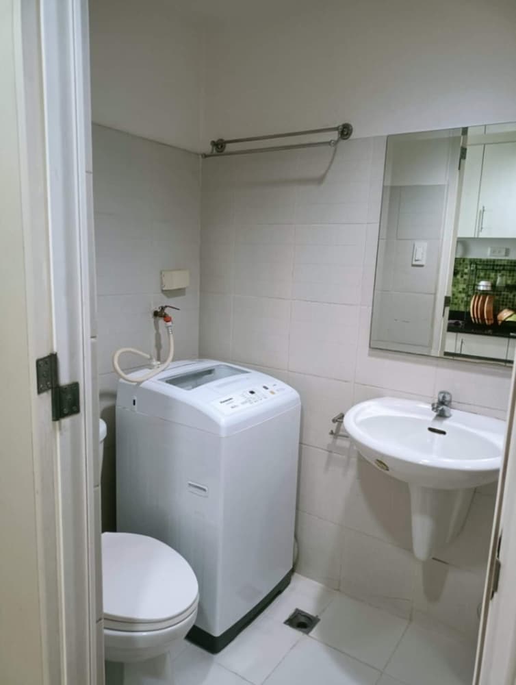 jerichos place at sea residences
