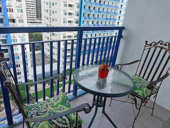 jerichos place at sea residences