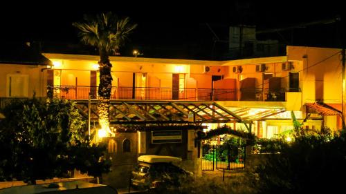 Hotel Galaxias,Dorida>>Delphi,2 star