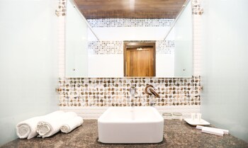 treebo tigers pug marks