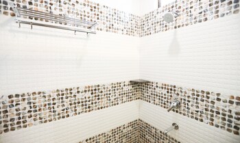 treebo tigers pug marks