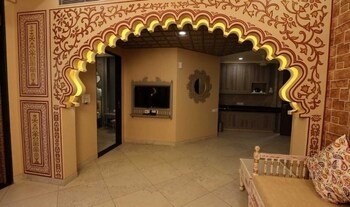 neonz resort and club