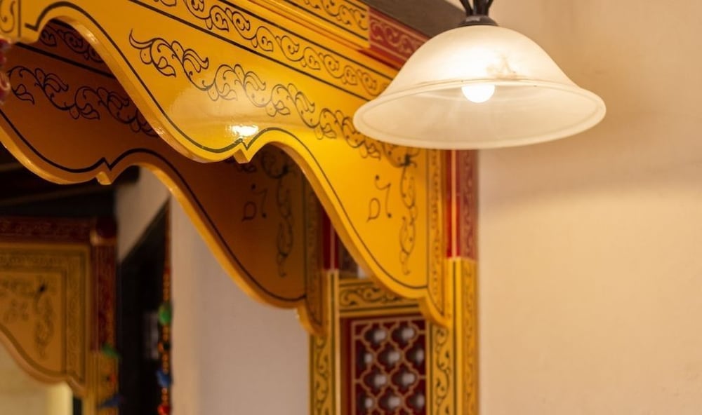 neonz resort and club