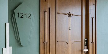 neonz resort and club