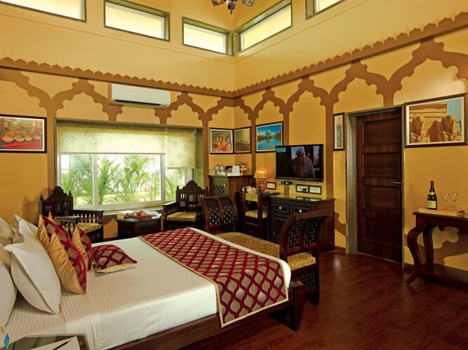 neonz resort and club