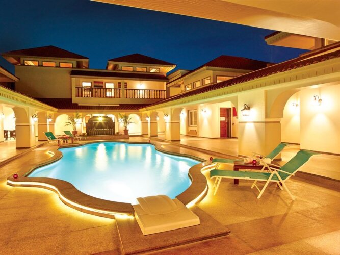 neonz resort and club