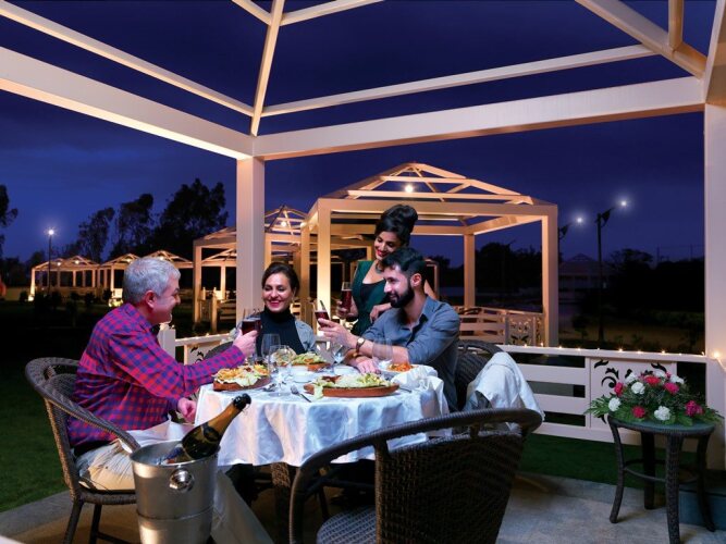 neonz resort and club