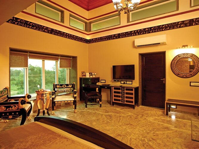 neonz resort and club