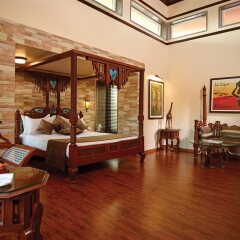 neonz resort and club