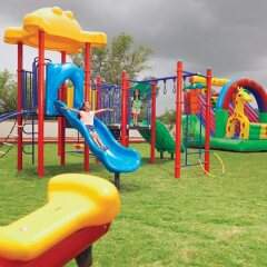 neonz resort and club