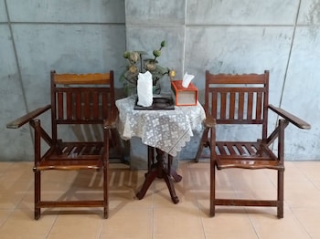 chang hostel suvarnabhumi