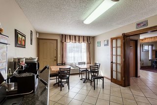 dragonfly inn and suites