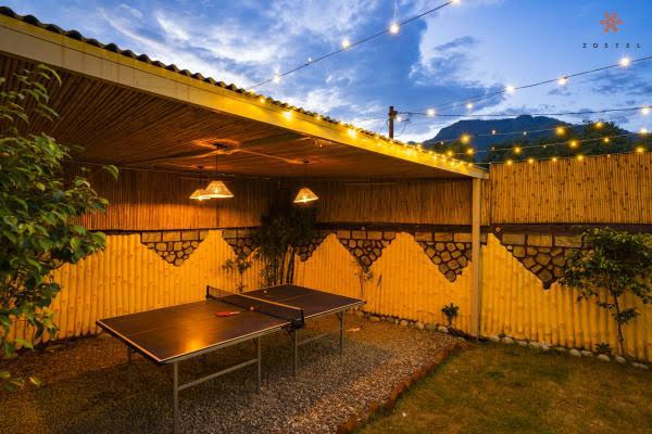 zostel rishikesh laxman jhula