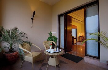 treehouse achrol niwas