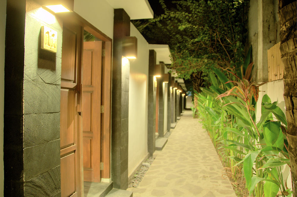 tir na nog beachfront resort