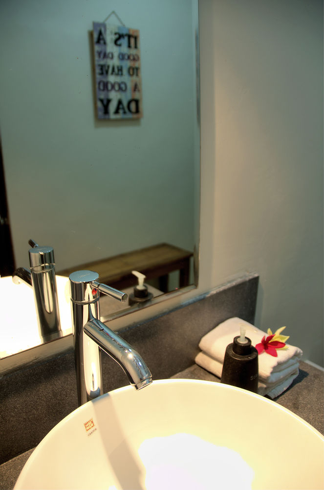 tir na nog beachfront resort