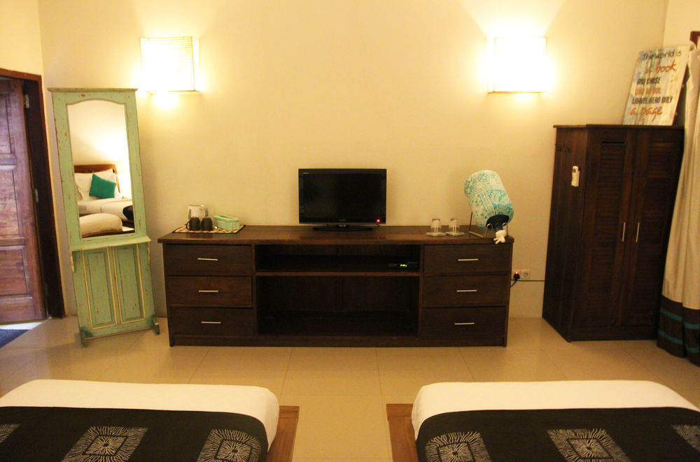 tir na nog beachfront resort