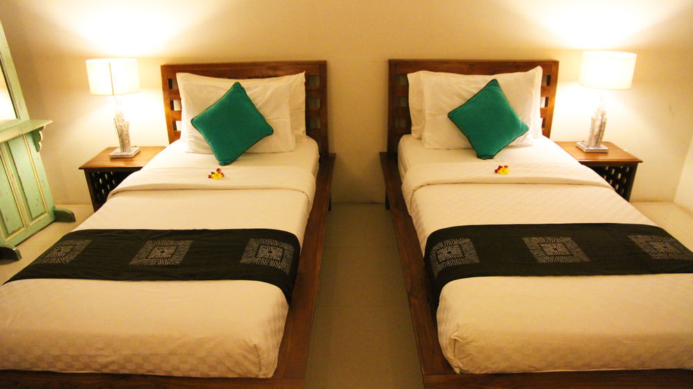 tir na nog beachfront resort