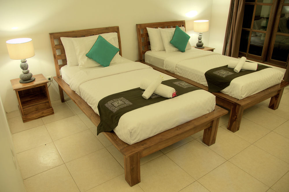 tir na nog beachfront resort