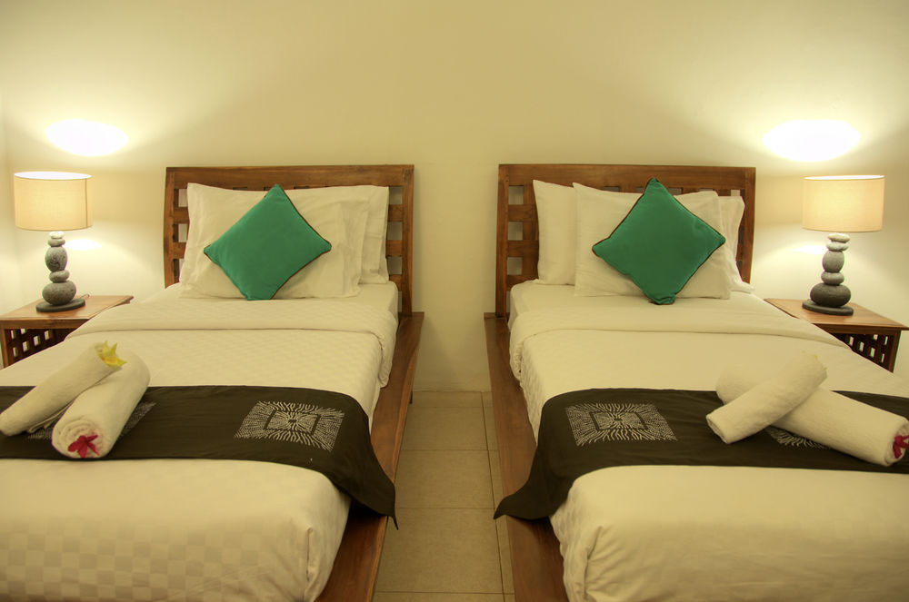 tir na nog beachfront resort