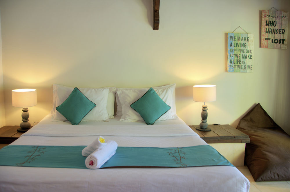 tir na nog beachfront resort