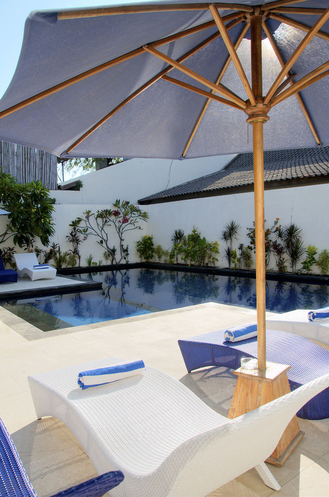 tir na nog beachfront resort