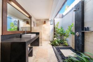 tir na nog beachfront resort