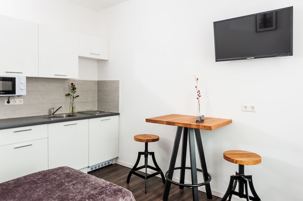 apartment city lenaustra e contactless check in