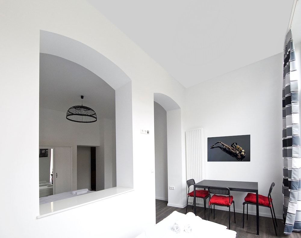 apartment city lenaustra e contactless check in
